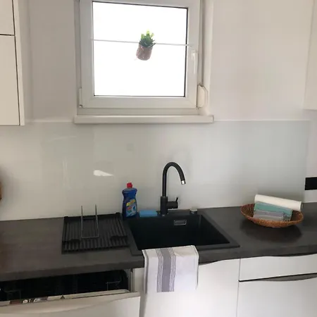 R24/7, 4050 Traun Linz