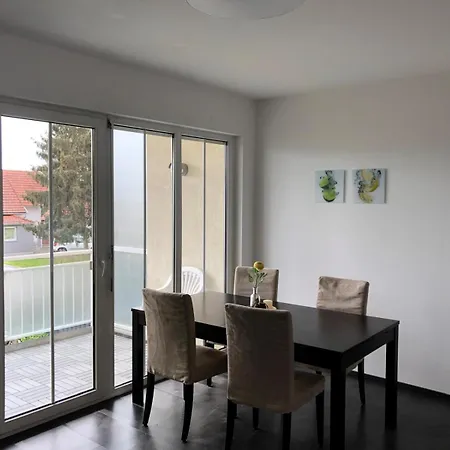 R24/7, 4050 Traun Linz