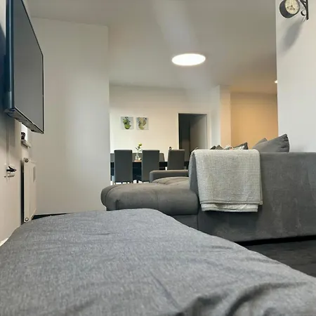 Apartment R24/7, 4050 Traun Linz