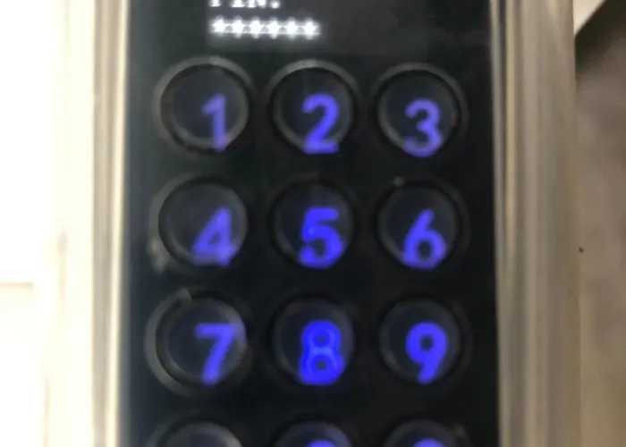 R24/7, 4050 Traun شقة *