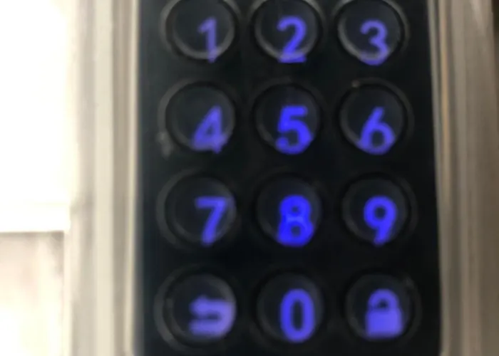 R24/7, 4050 Traun Apartamento